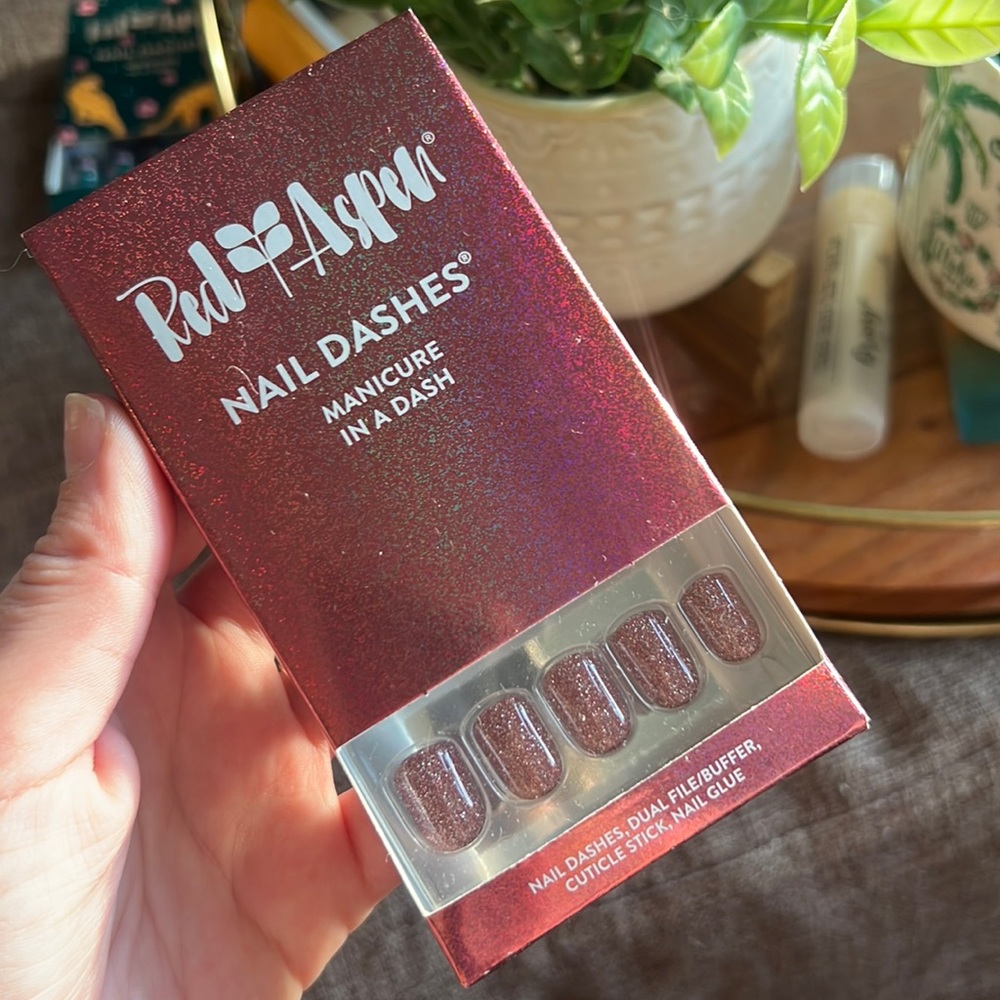 Mrs. Claws Red Aspen Nails